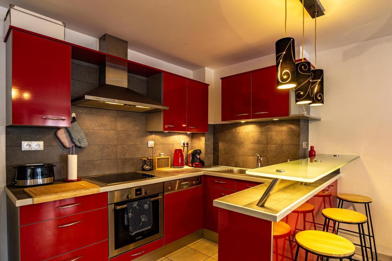 15 Rhone Beau T2 Avec Parking Gratuit Apartment Annecy Bagian luar foto